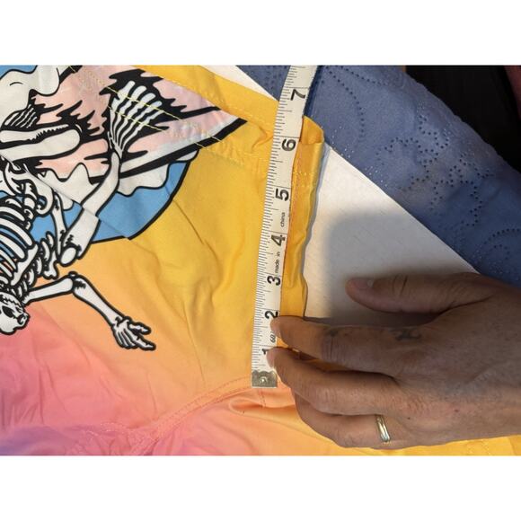 Chemistry Colorful Skeleton Swim Trunks SPF 50 - Size M (NWT) - Picture 6 of 8